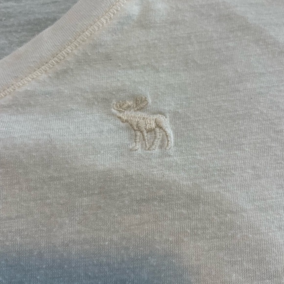 Abercrombie & Fitch Cream and Gray Shirt - Picture 3 of 4